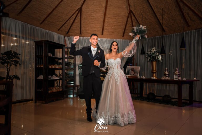 Casal Casamento Espaço Alpes Serrano