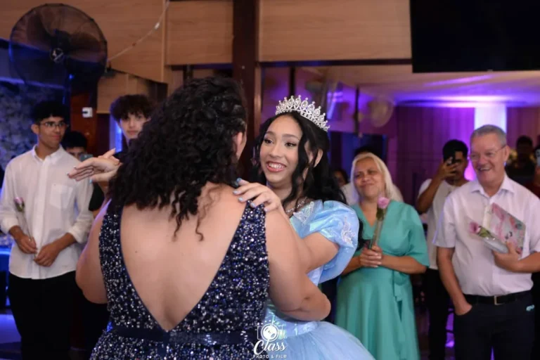 Festa de Aniversario Debutante 15 anos no Espaço Alpes Serrano