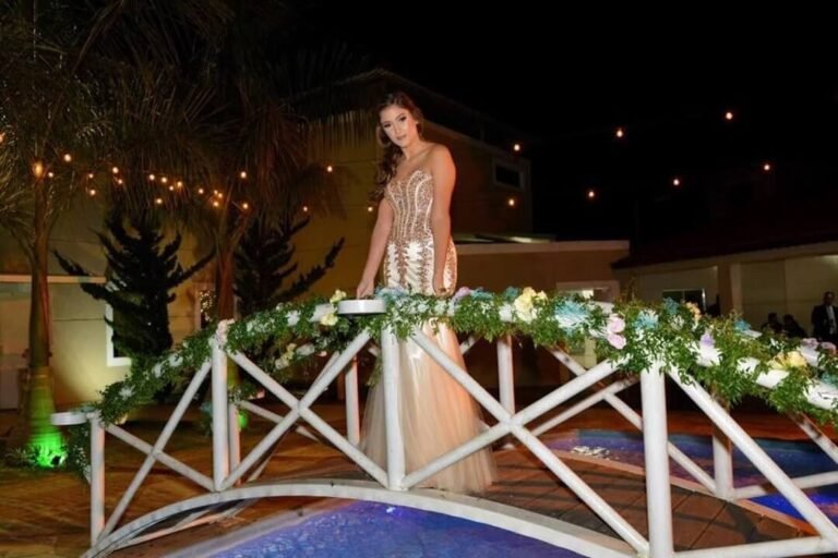 Festa de Aniversario Debutante 15 anos no Espaço Villa II